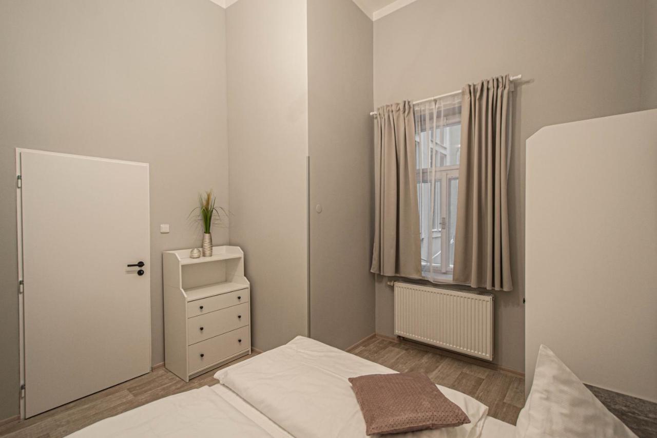 Sightseeing Apartment By Ruterra Praha Eksteriør bilde